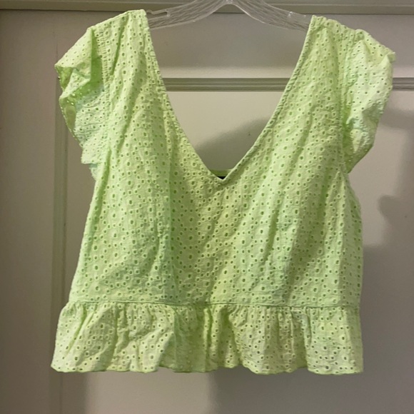 Wild Fable Green V Neck Blouse! - Picture 1 of 3